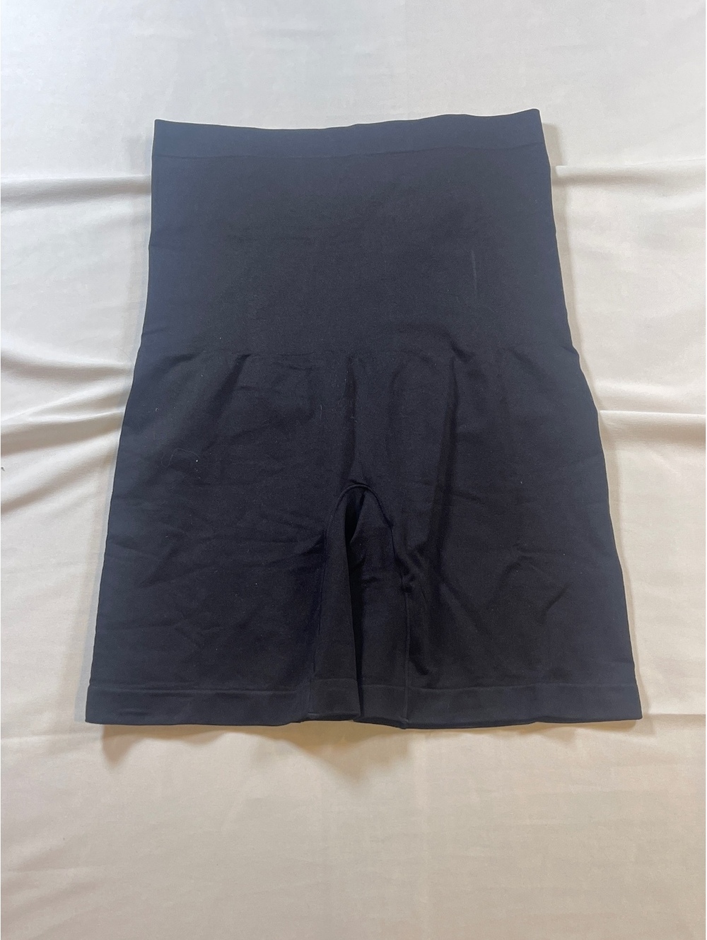 Women’s Size XL YUMMIE BY HEATHER THOMSON Shapewear Shorts with Tummy Control